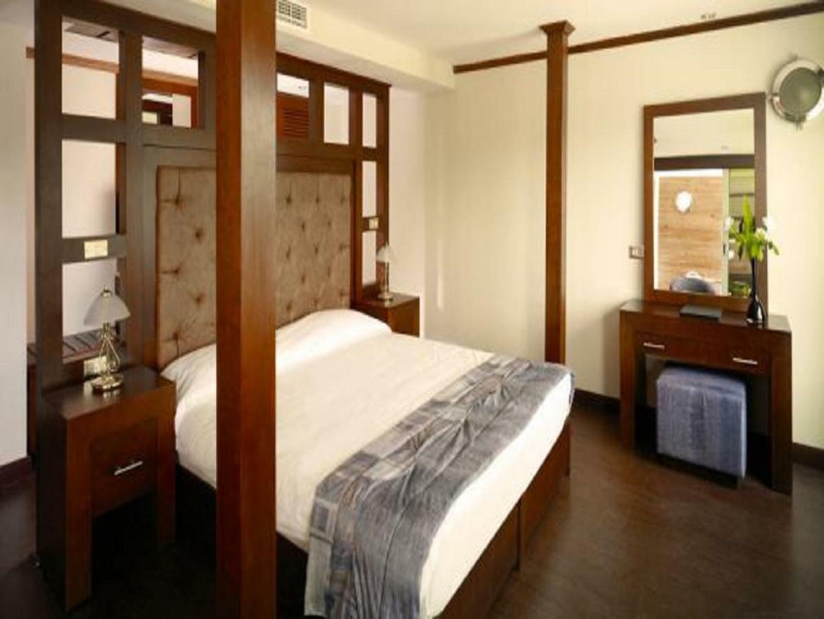 Hotel Luxor Luxury Nile Cruises - From Luxor 04 Nights - From Aswan 03 Nights Exterior foto